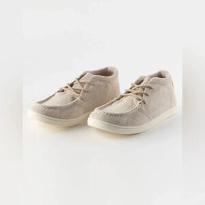ROXY Minnow Womens Mid-Top Shoes. Size 8